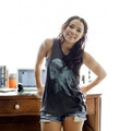 Jessica Parker Kennedy goes-nude