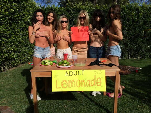 Lucy Aragon sexy-ass