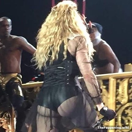 Madonna-nude-ass-tits-post-992301-262027-14