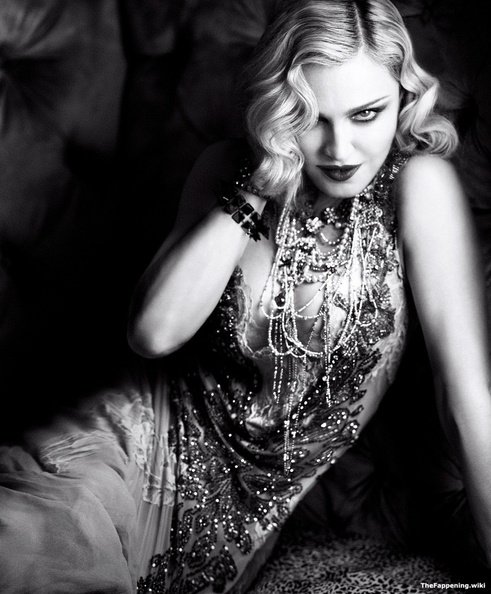 Madonna-nude-ass-tits-post-992301-444717-5.jpg