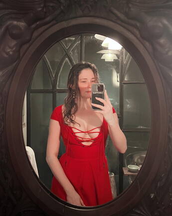 Haley Bennett Boobs