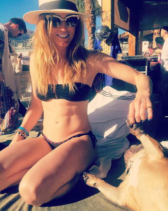 Caity Lotz Boobs