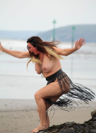 Lisa Appleton sexy-ass