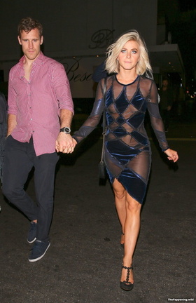 Julianne-Hough-nude-ass-tits-post-817417-704775-18