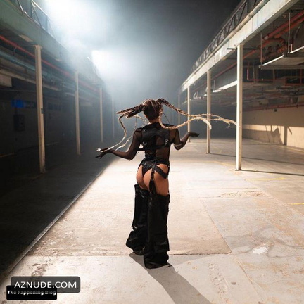 Jade Thirlwall Ass