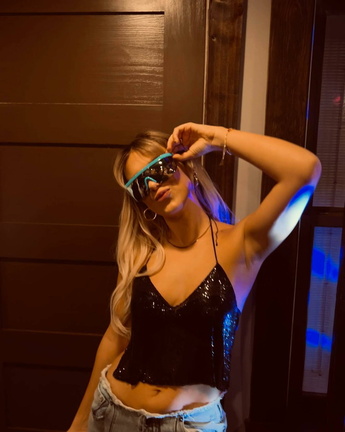 Millie Bobby Brown sexy sunglasses