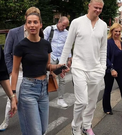 Isabel Haugseng Johansen sexy tshirt