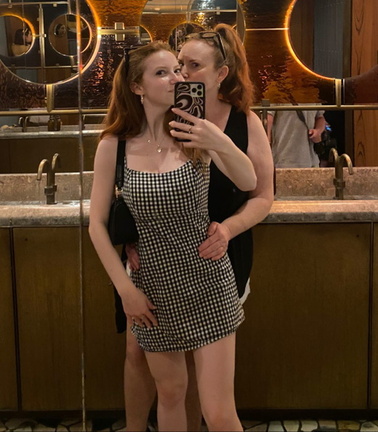 Francesca Capaldi lesbian kiss