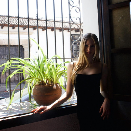 Loreto Peralta black dress
