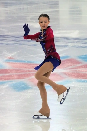 Anna Shcherbakova goes sexy on ice